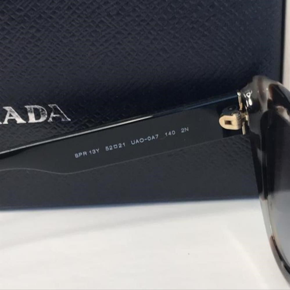 💯 - Authentic  New Prada PR 13YS UAO0A7 52 Ladies Sunglasses