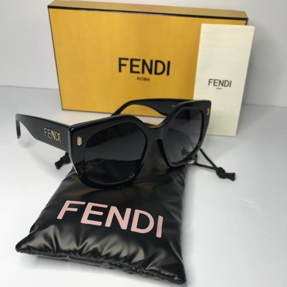 💯 Original  FENDI FE40017I OVERSIZED SUNGLASSES IN BLACK