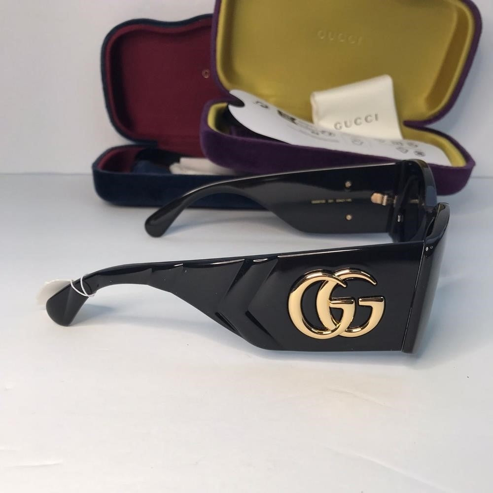 New- 💯 Original  Gucci GG0810S 001 Oval Quilted Thick Rim sunglasse