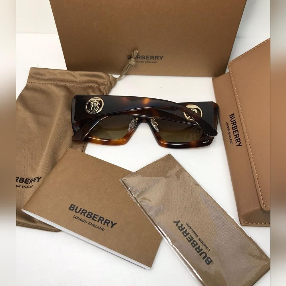 New - 💯 OriginBurberry BE4344 Women's Square Polarised Sunglasses, Light Havan