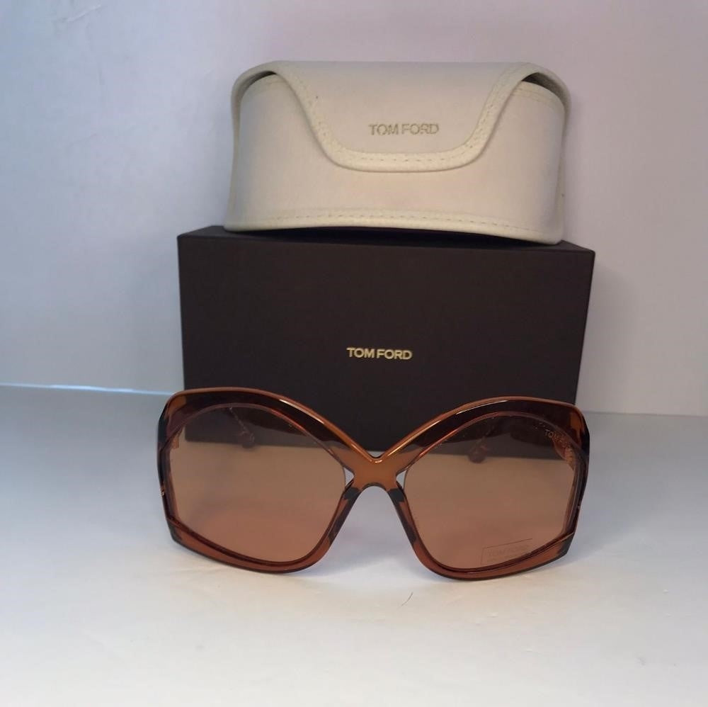 New - 💯 Original  Tom Ford Brown Oversized Ladies Sunglasses FT0903 48E 68