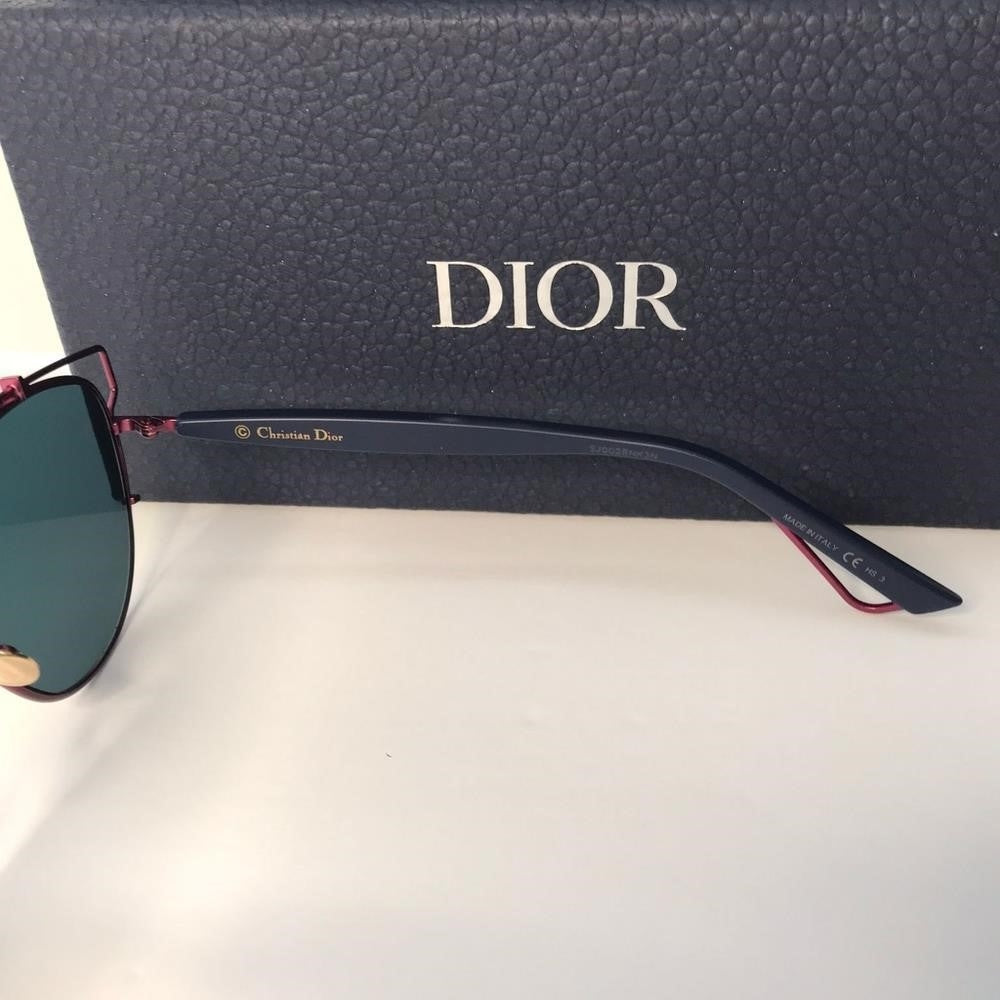 New - 💯 original DiorTechnologic Mirrored Metal Sunglasses, Matte Red/Blue