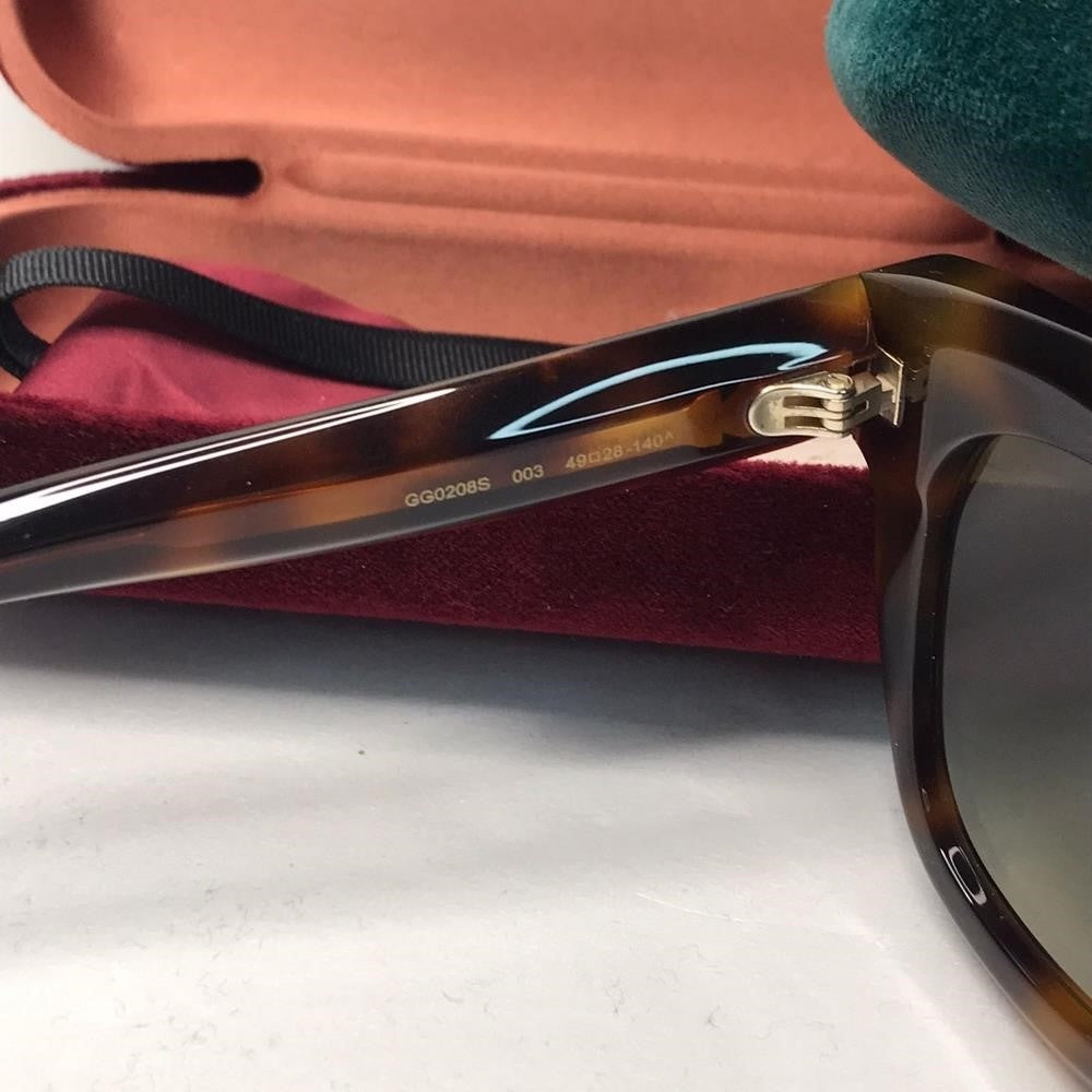 New - 💯Original  Gucci Brown Gradient Butterfly Ladies Sunglasses GG0208S