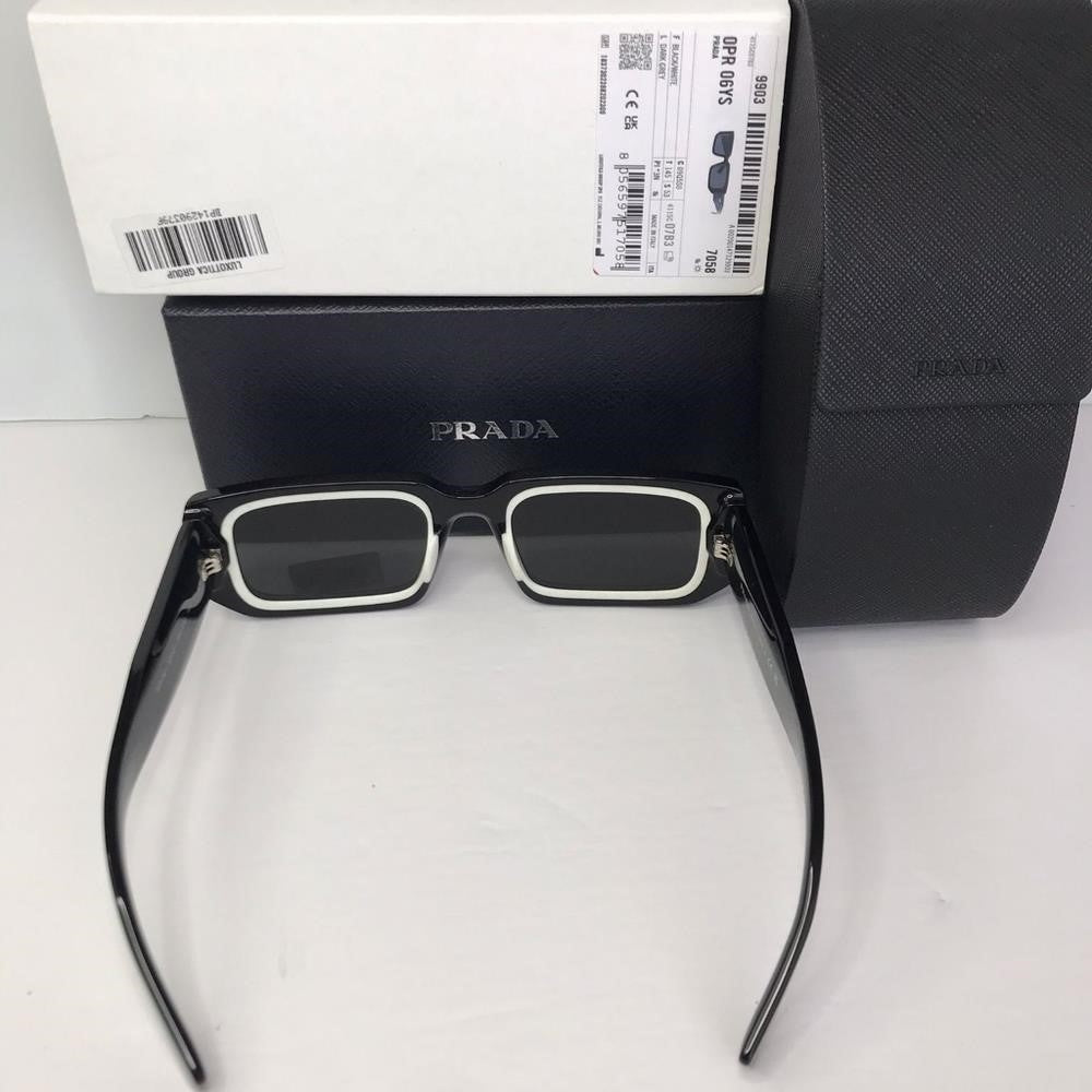 💯 - Authentic New Prada Symbole collection. The bold rectangular frame SPR 0…