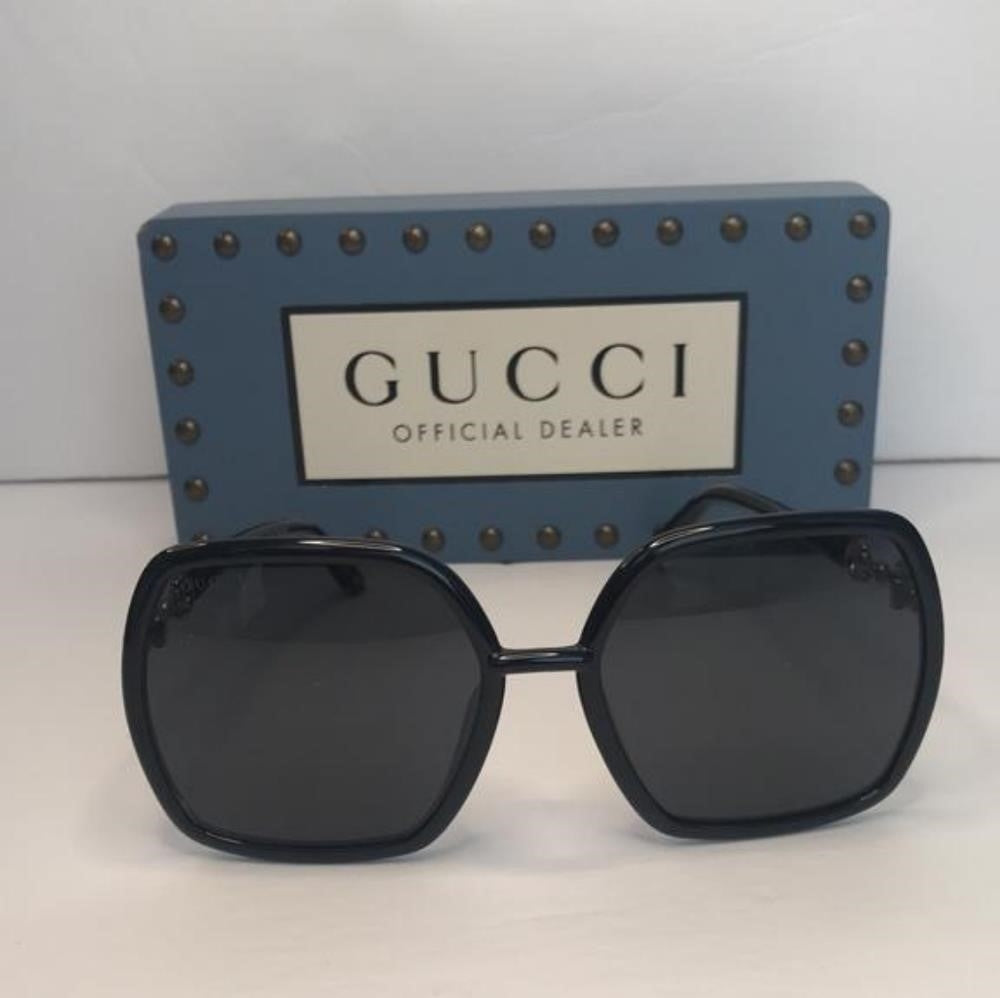 💯  Authentic New GUCCI Grey Square Ladies Sunglasses GG0890S 001 55