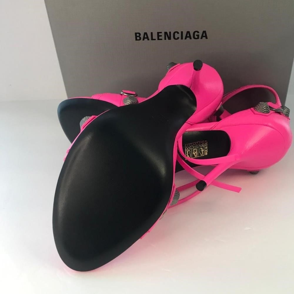 💯 Authentic  New BALENCIAGACagole embellished crinkled-leather sandals