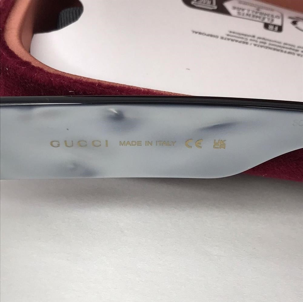 New- 💯 Original Gucci Grey Oval Ladies Sunglasses GG0517S 001