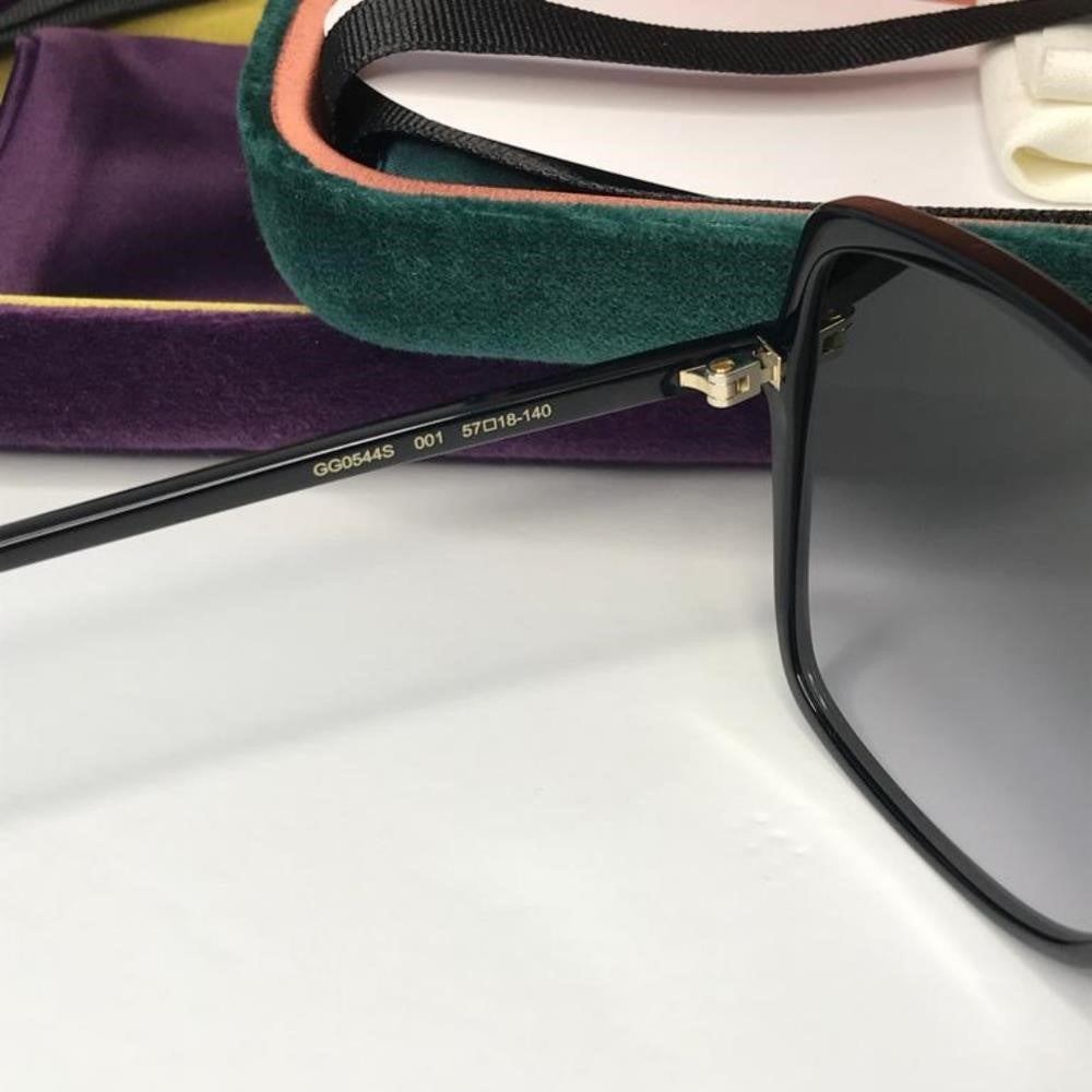 💯 Original Gucci Grey Gradient Square Ladies Sunglasses GG0544S 001 57.