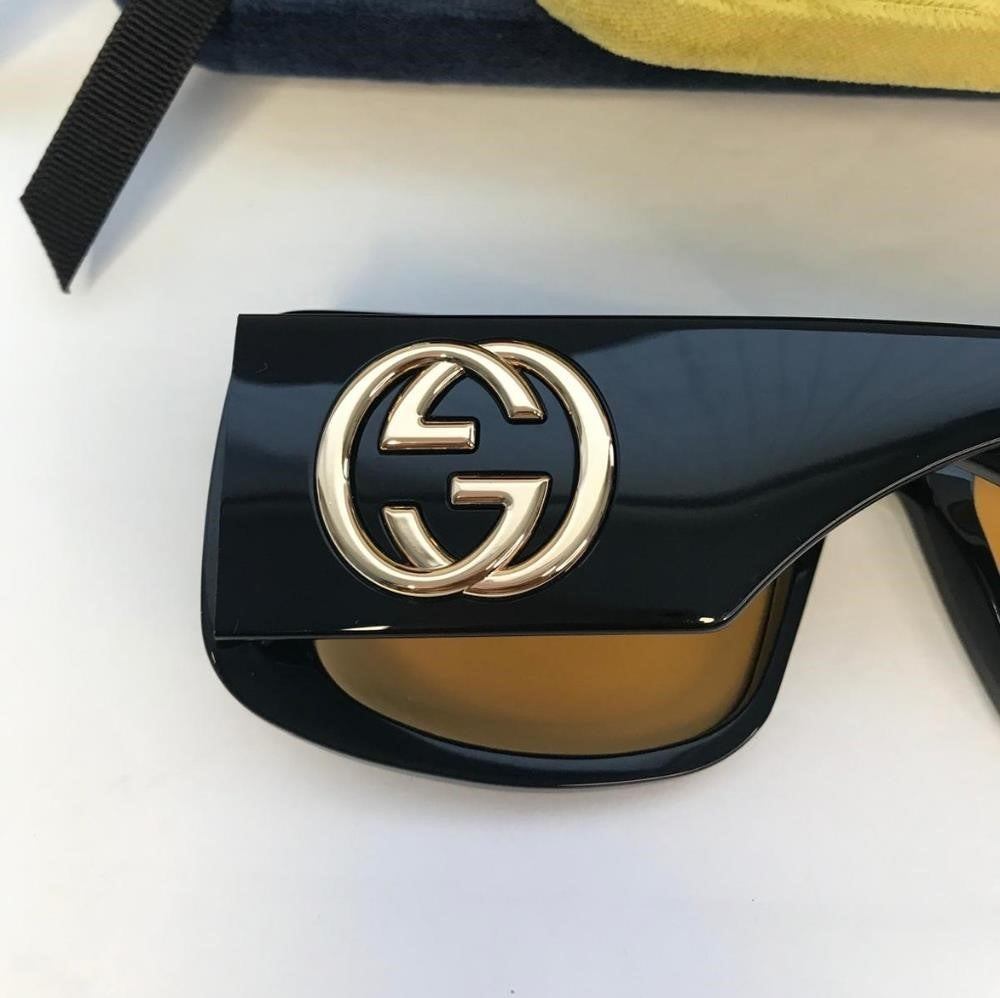 Ships sameday- New 💯 Original Gucci Yellow Square Unisex Sunglasses GG1251S 001