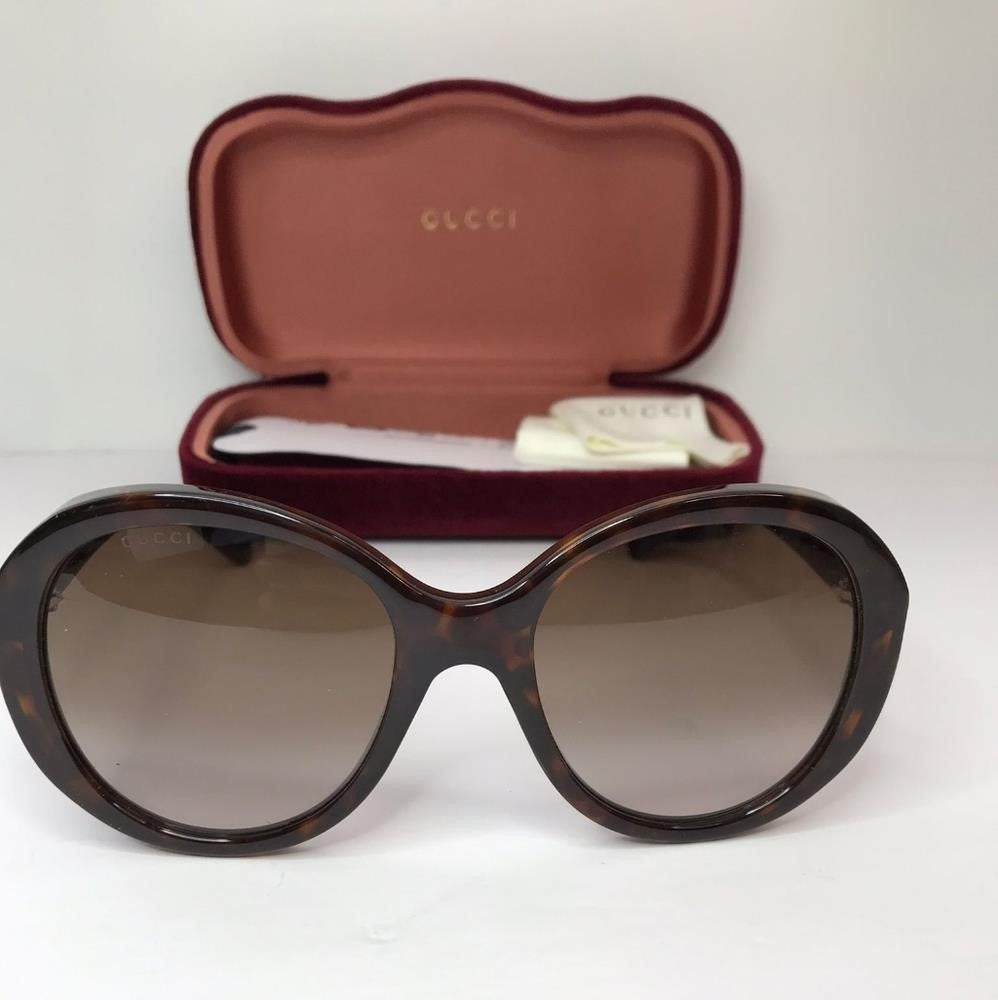 New- 💯 Original Gucci GG0368S 002 55 Sunglasses