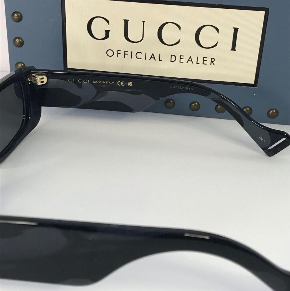 New Original Gucci Silver Rectangular Ladies Sunglasses GG0516S 013 52