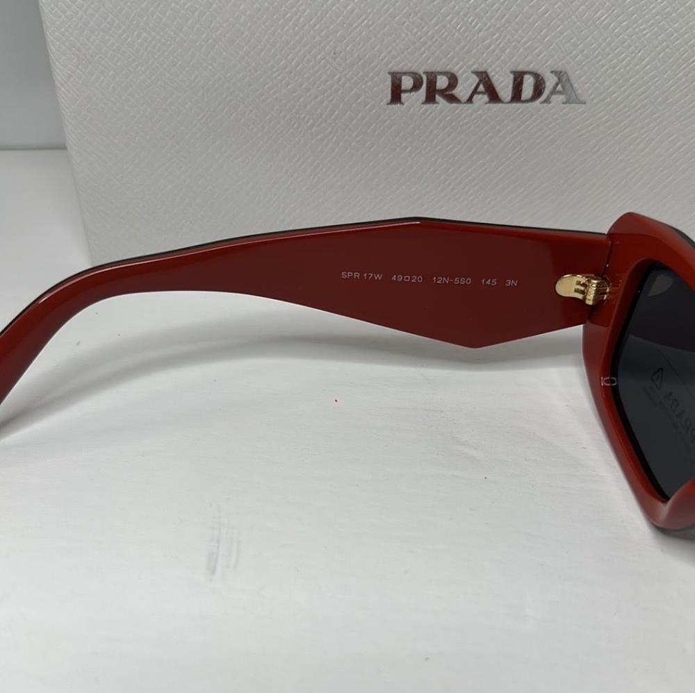 Authentic New Prada Women's OPR17ws Sunglasses