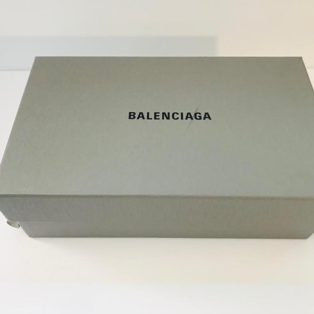 New 💯- Balenciaga Square Knife pumps in light grey  black suede calfskin All…