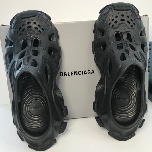 💯New Authentic ConsciousBalenciagaHD cut-out mules