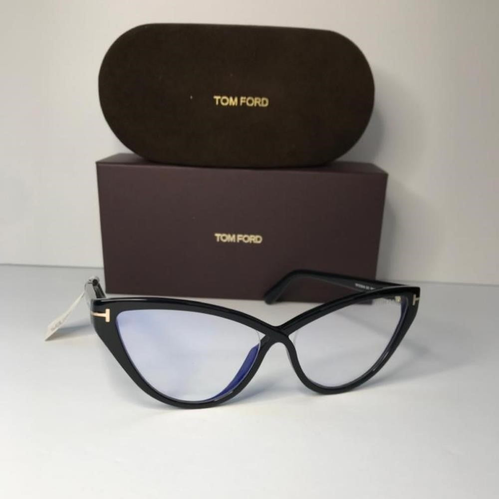 💯 Original TOM FORD FT5729-B/V 001This cat eye optical comes in a shiny black f