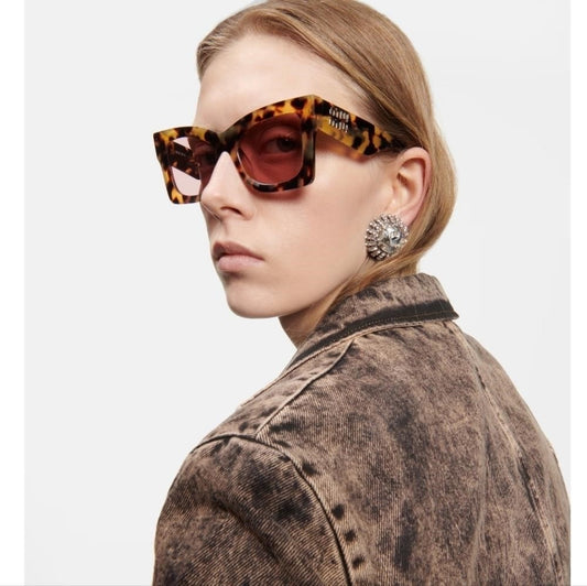 New - 💯 Original MU 08WS MIU MIU Tortoiseshell square sunglasses