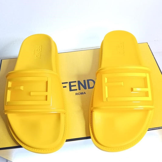 FENDI Logo-Embossed Baguette Rubber Slide Sandals - Yellow Size 7