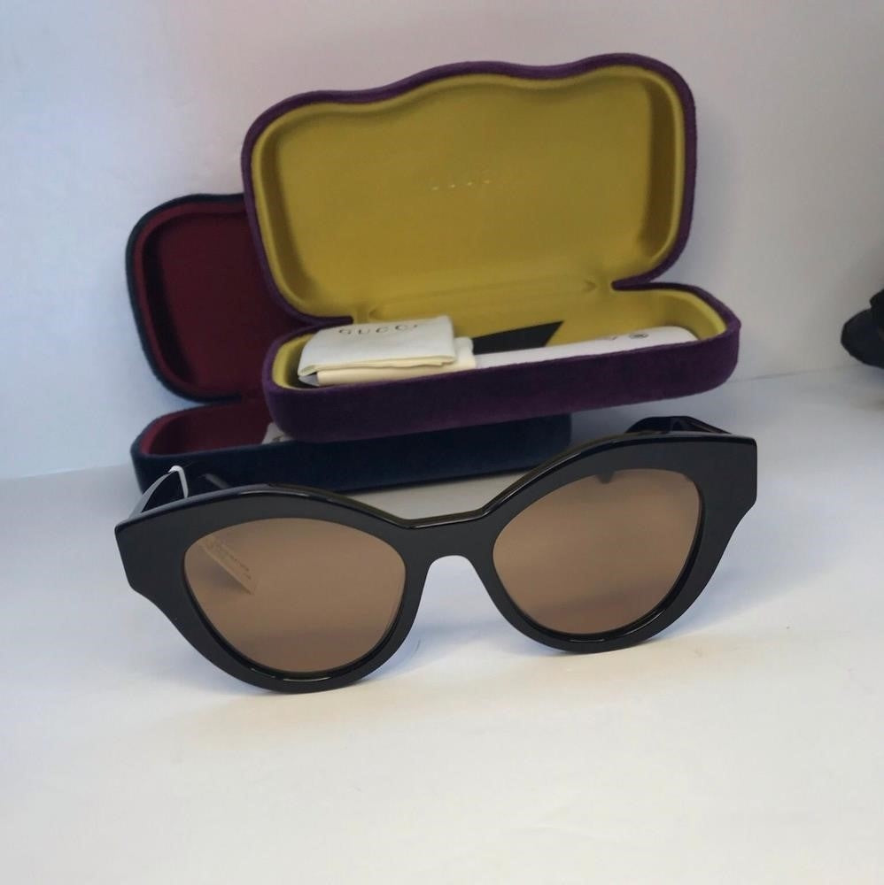 New- 💯 Original Gucci  Cat Eye Ladies Sunglasses GG0957S 003  51.