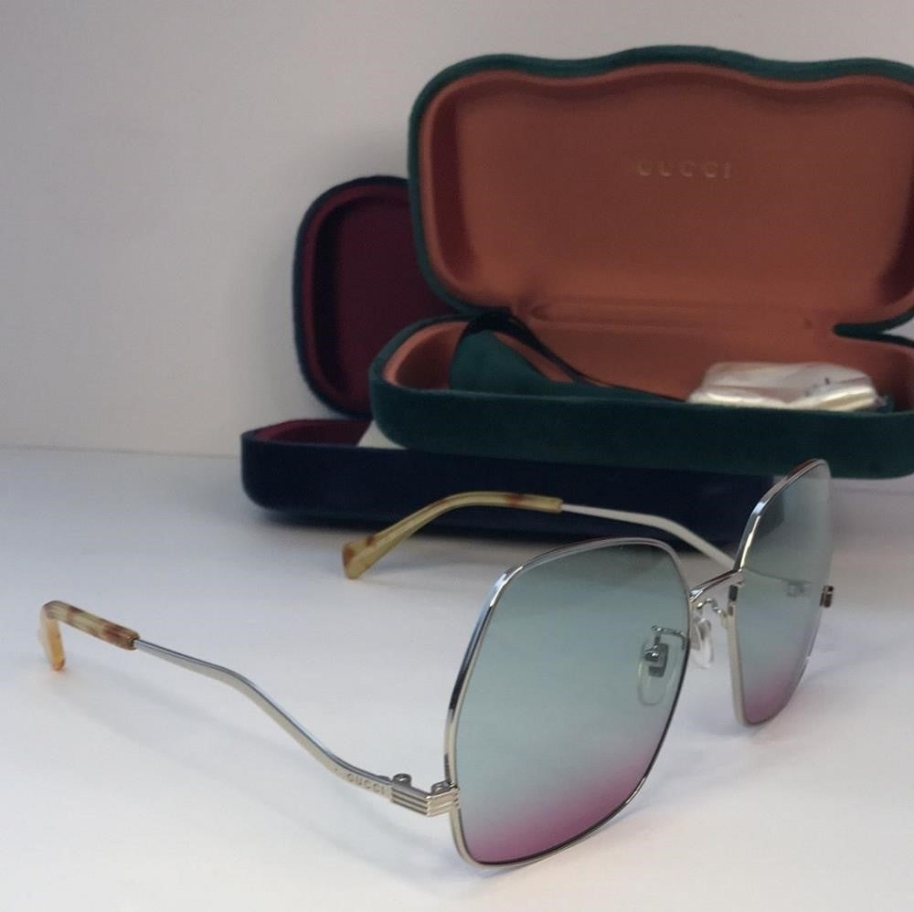 Gucci Logo GG0972S 004 blue to cherry red lens.sunglasses