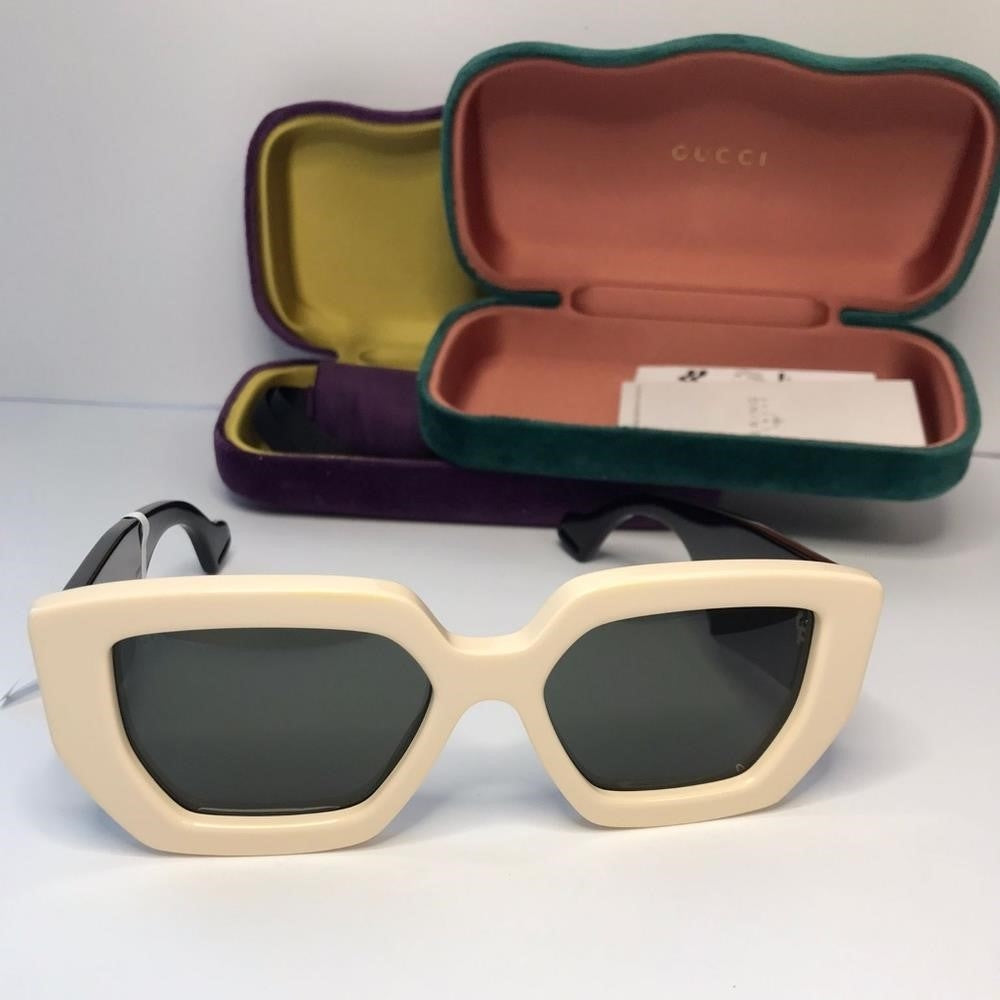 New- 💯Authentic Gucci GG0630S 001 55 Ladies Sunglasses