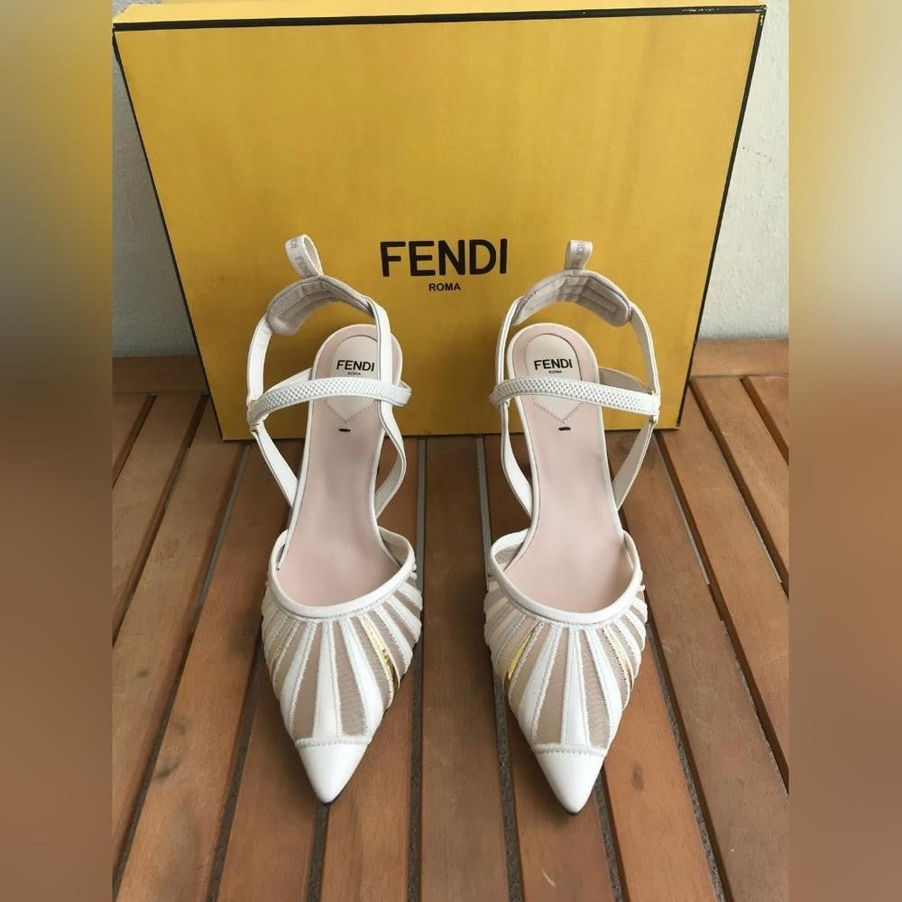 New - 💯 Original  FENDI Colibri Lite Mixed Media Pump