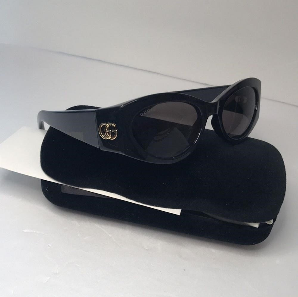 New - 💯Original GG1401S Nothing says style like a pair of Gucci. Eclectic, rom