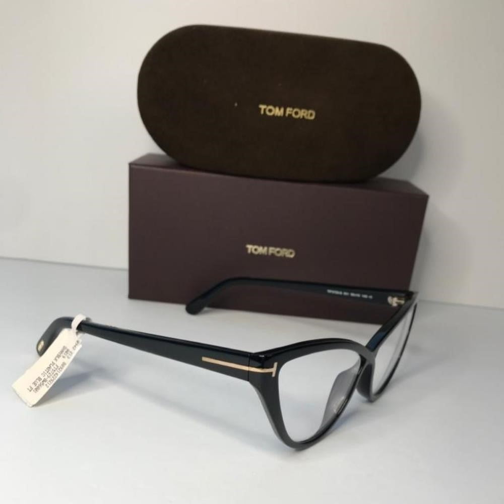 💯 Original TOM FORD FT5729-B/V 001This cat eye optical comes in a shiny black f