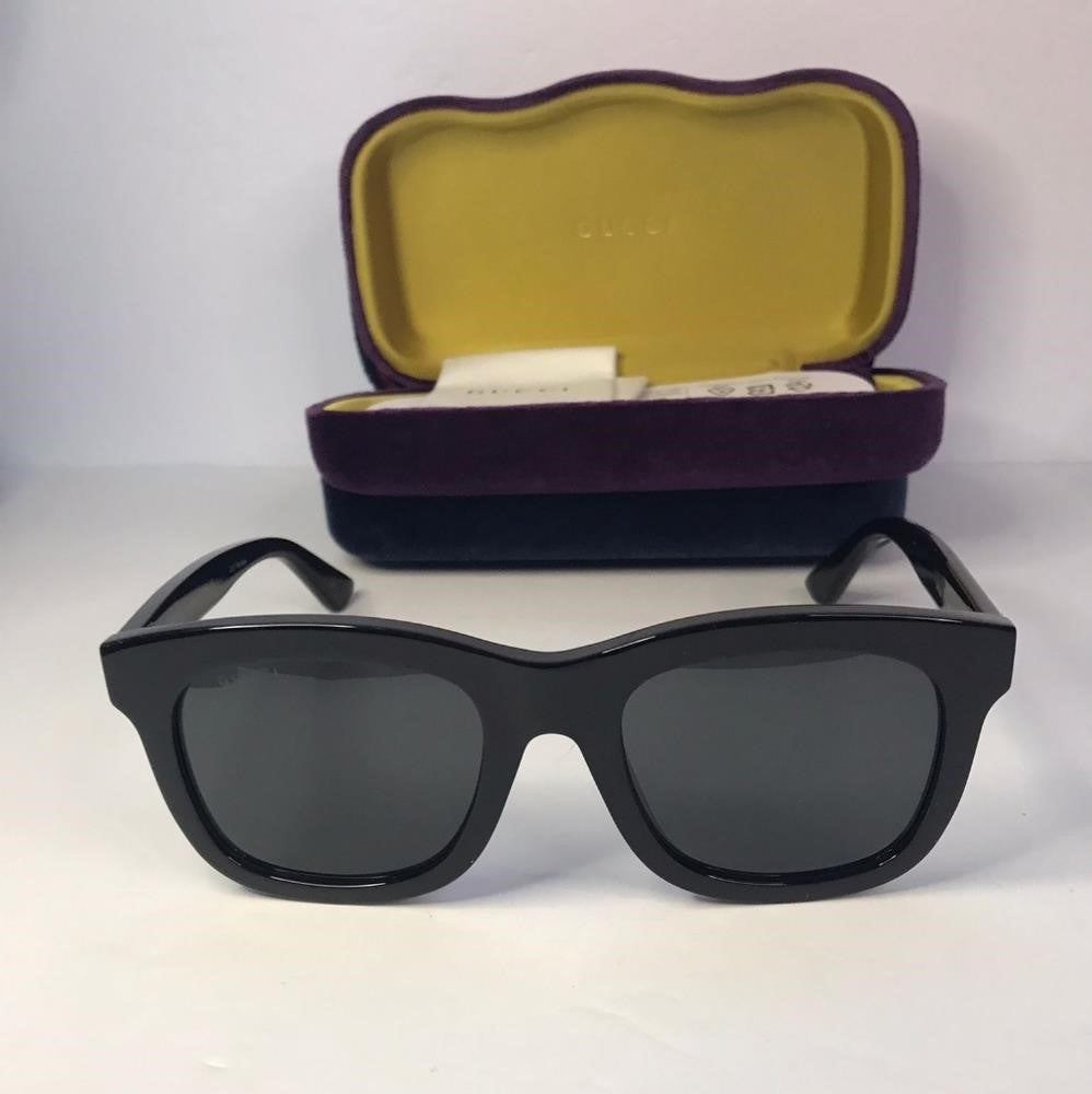 New- 💯 Original Gucci GG0326S 001 Sunglasses with Case and Bag