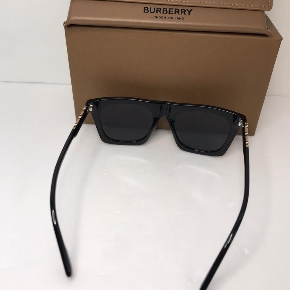 💯 original Burberry Camron Grey Rectangular Men's Sunglasses BE4318 300187 51