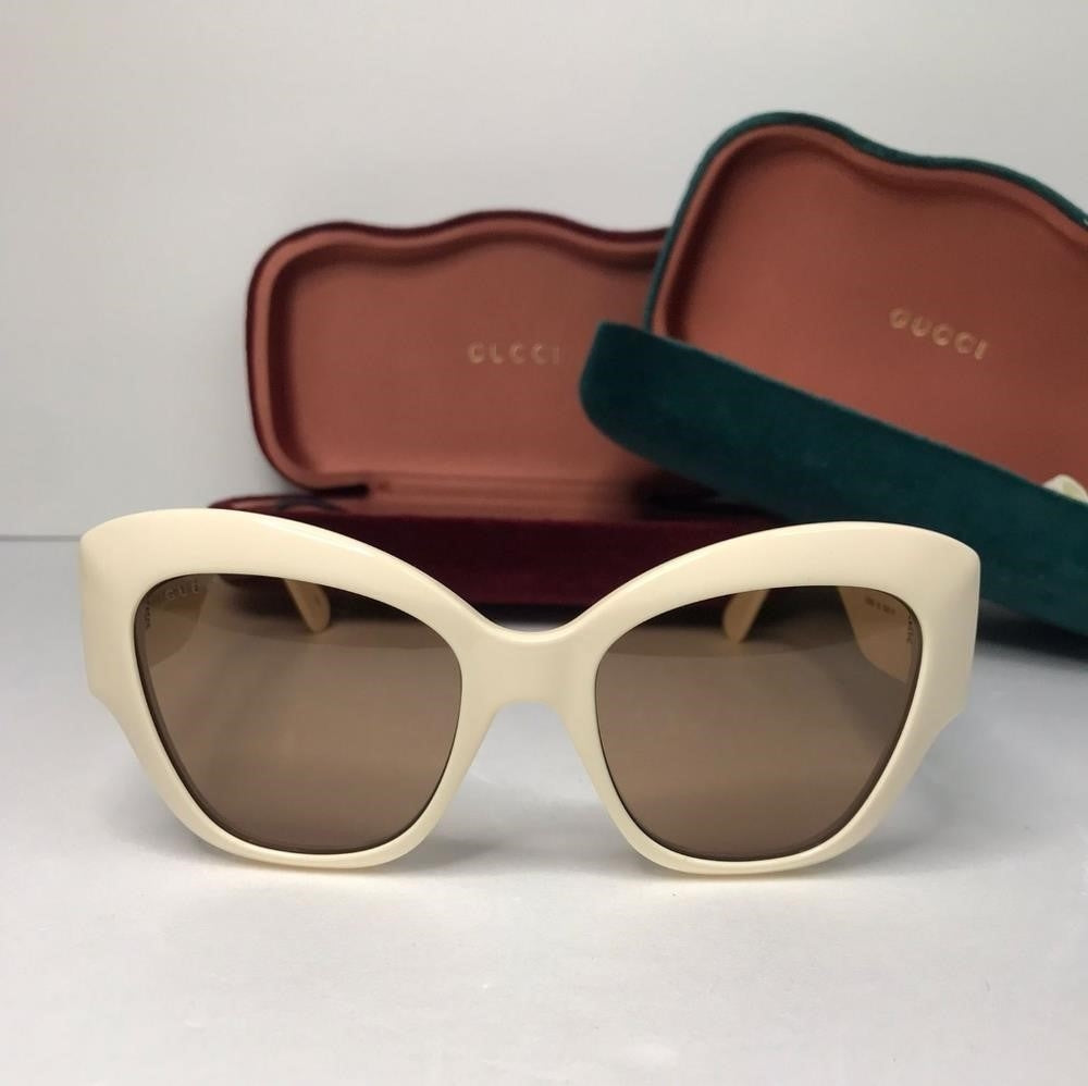 New - 💯 Original  Gucci GG0808S-002 53 Ladies Sunglasses