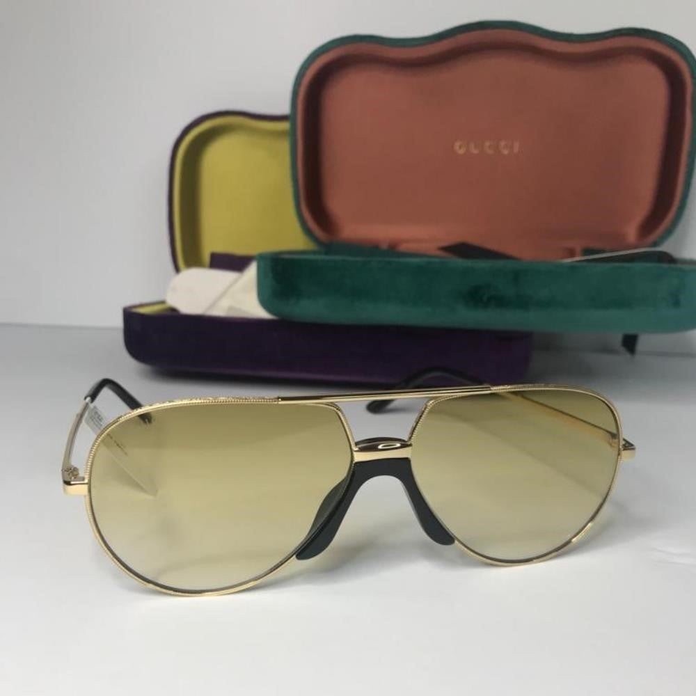 New - 💯 Original  Gucci Gold Tone/Yellow Gradient GG0432S Aviator Sunglasses