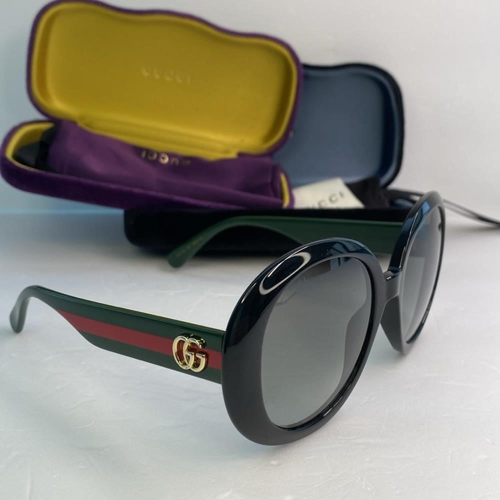 New 💯 Authentic Gucci Black/Web GG0712S Round Sunglasses