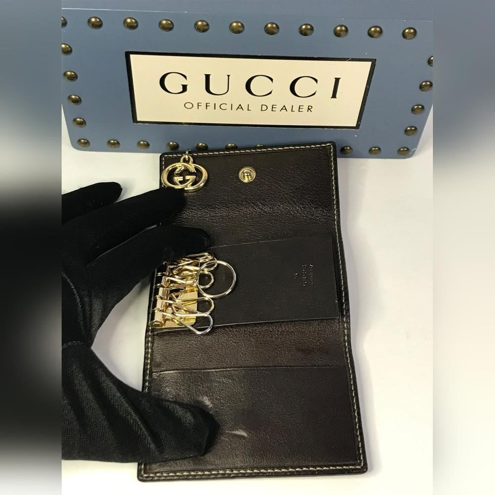 💯 Original GUCCIImprime Monogram GG Pierce 6 Key Case Black