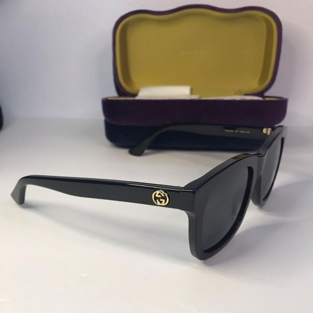 New- 💯 Original Gucci GG0326S 001 Sunglasses with Case and Bag