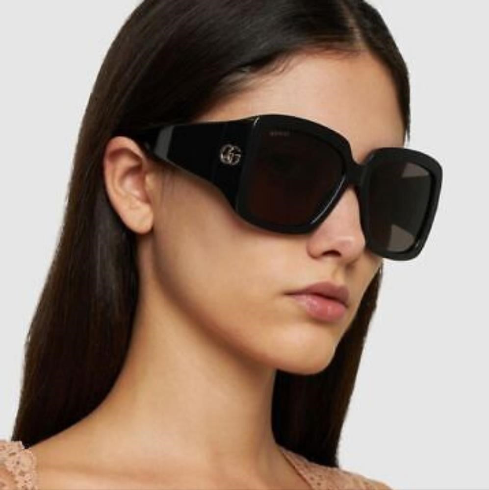 💯 - New original Gucci is going to be your favorite every day. Sunglass