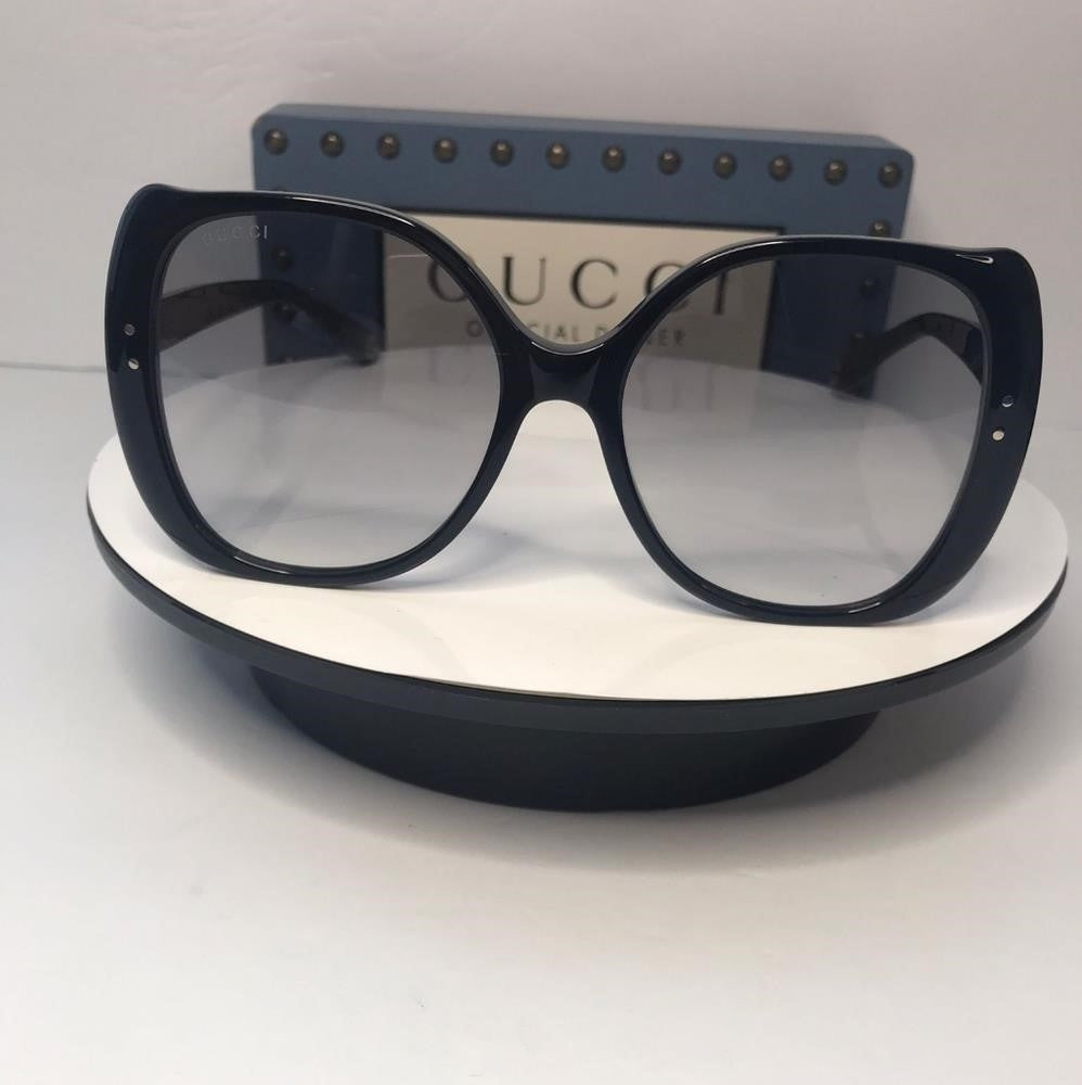 New 💯 Original  Gucci Sunglasses GG0472S 001 Black Light Gray Gradient