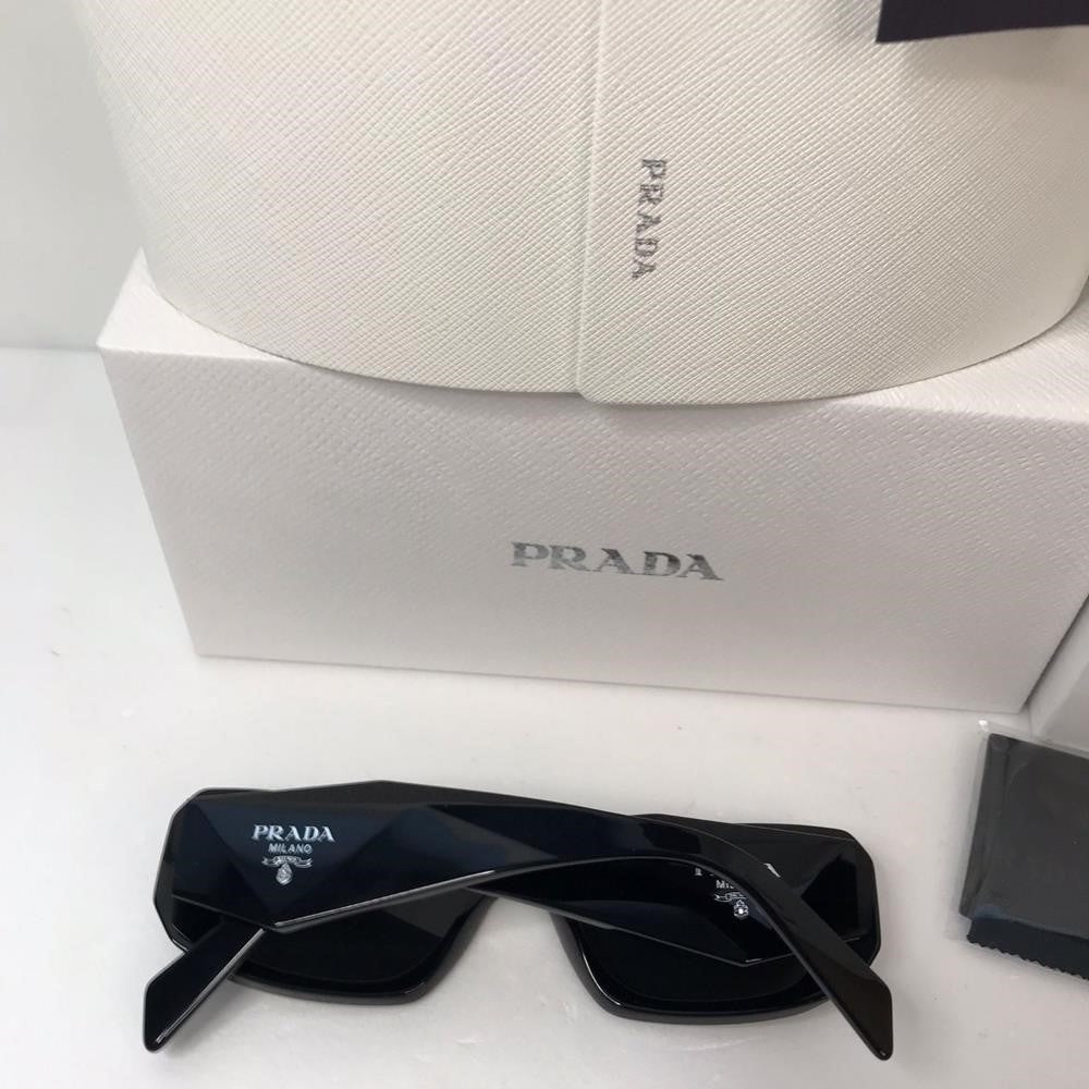 New - 💯 Original PRADA0PR 17WS  Season Runway  BLACK Sunglasses