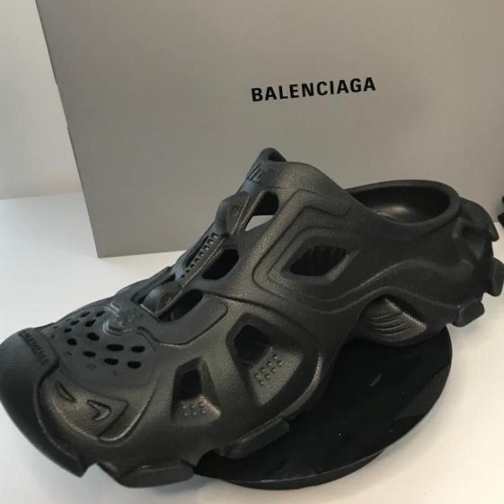 💯New Authentic ConsciousBalenciagaHD cut-out mules