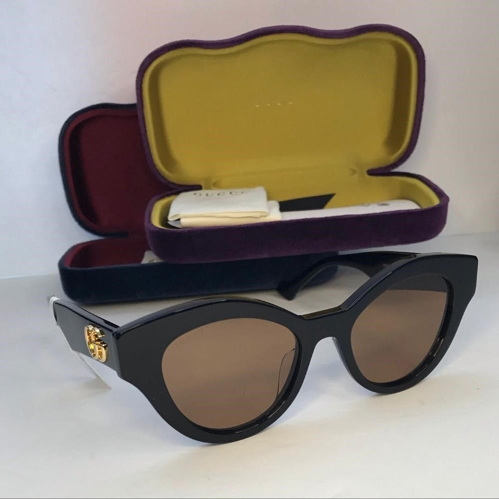 New- 💯 Original Gucci  Cat Eye Ladies Sunglasses GG0957S 003  51.