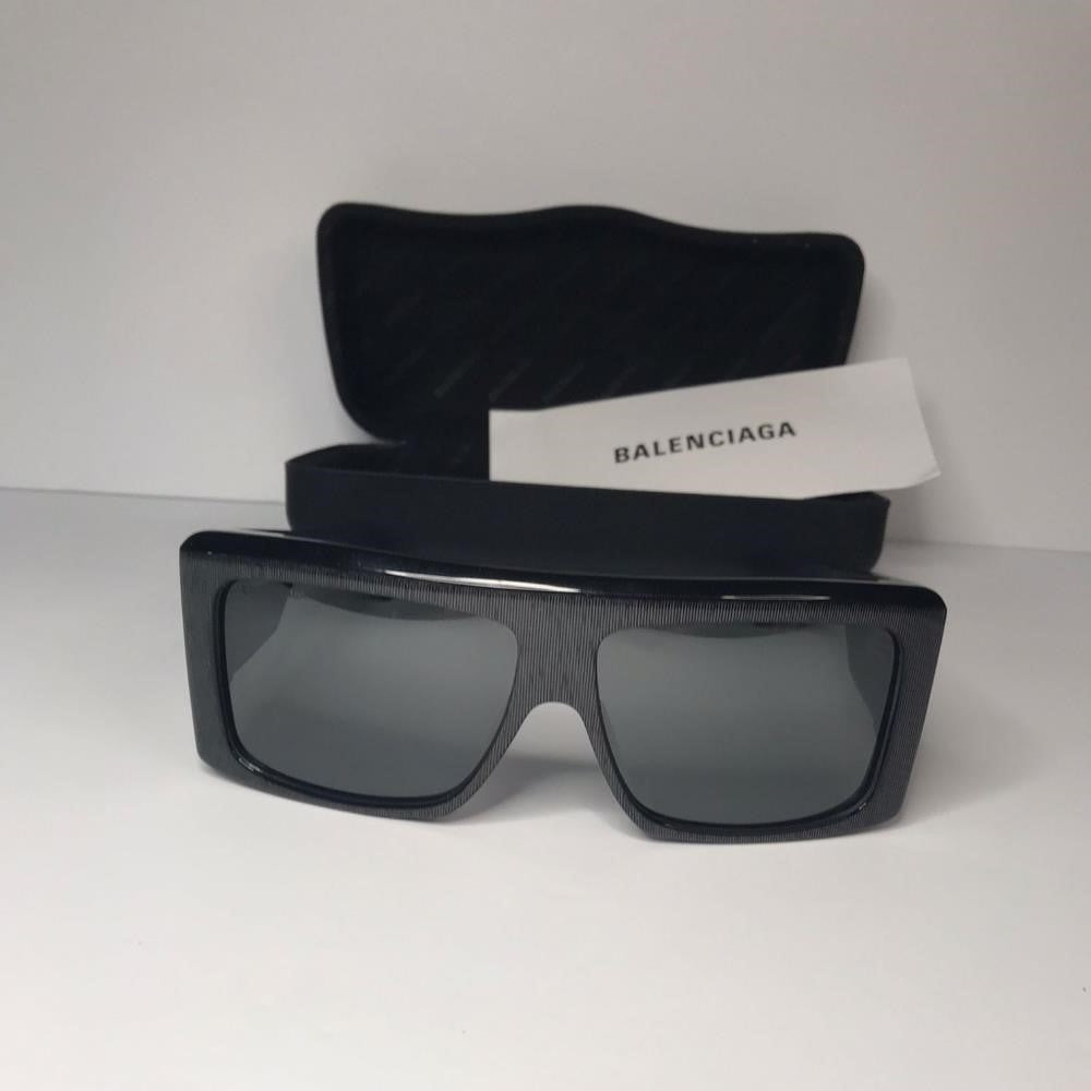 💯 Original Balenciaga Black BB0002S Shield Sunglasses