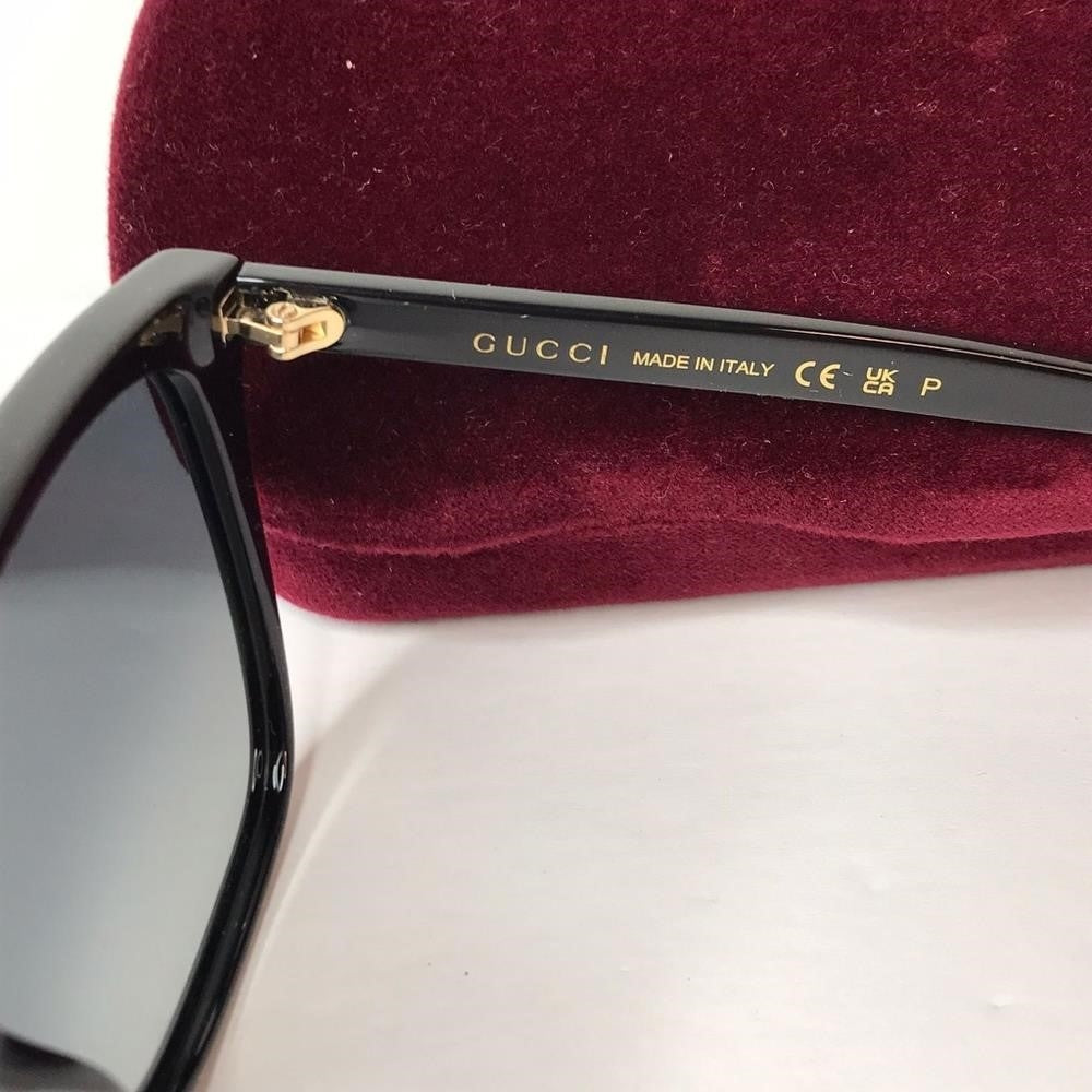 💯 original Gucci Grey Gradient Cat Eye Ladies Sunglasses GG0022S 001