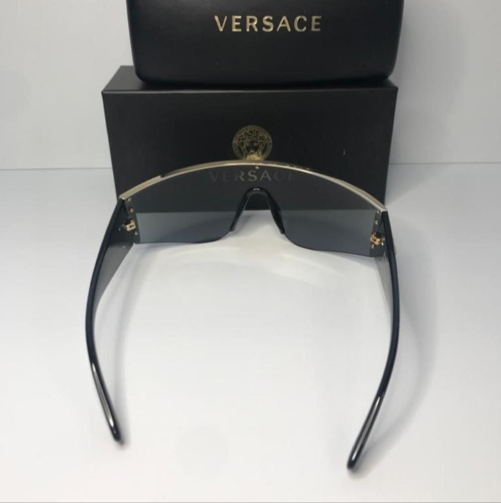 New- 💯 Original Versace Sunglasses Men's 2197 1261/87 Matte Black/Grey Lenses