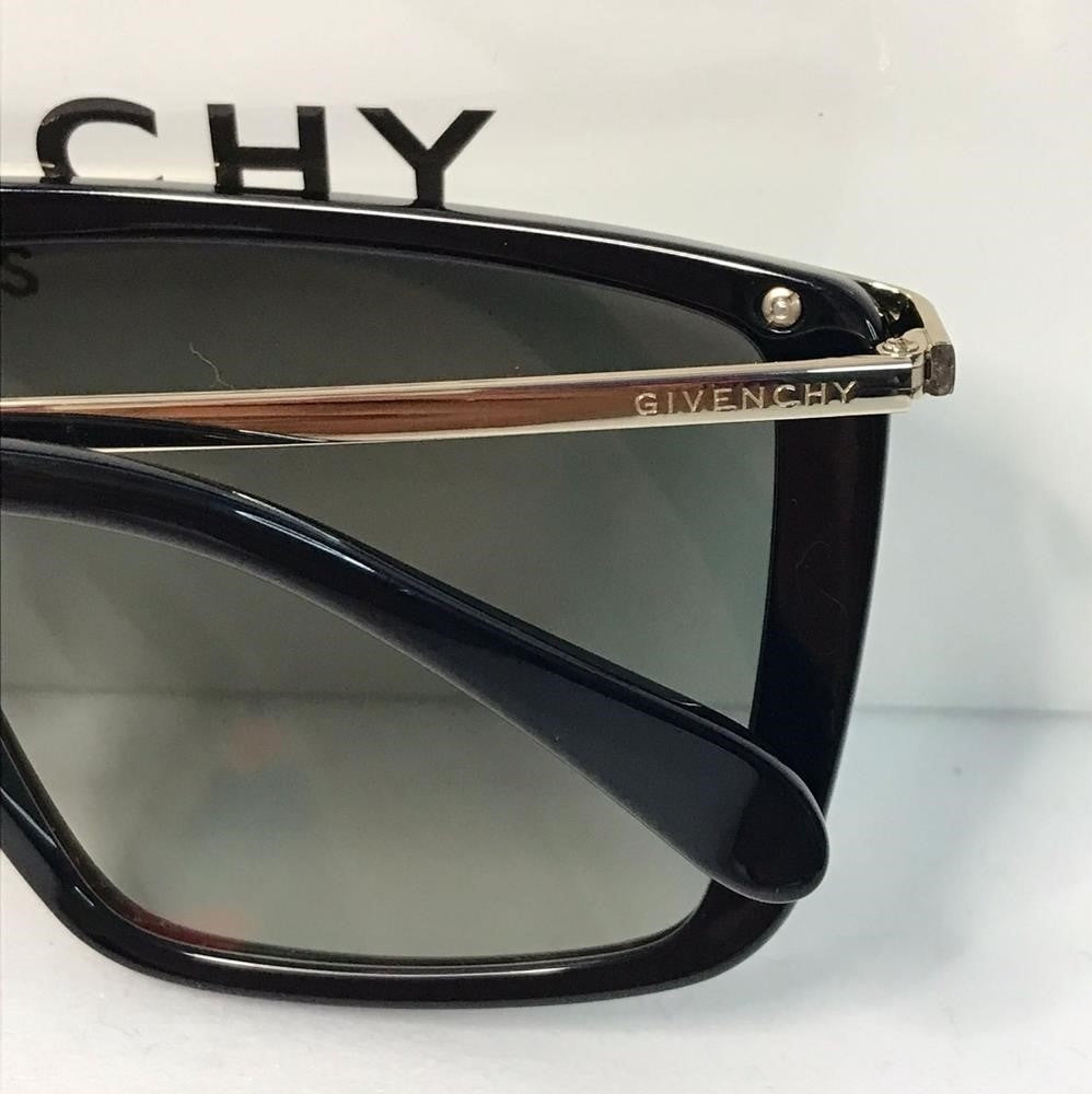 💯original Givenchy Grey Gradient Square Ladies Sunglasses GV 7146/G/S  62/11.