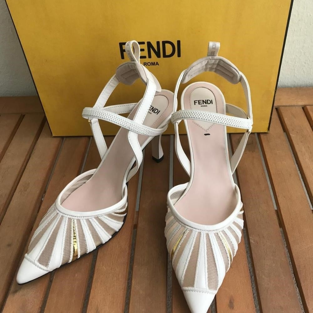 New - 💯 Original  FENDI Colibri Lite Mixed Media Pump