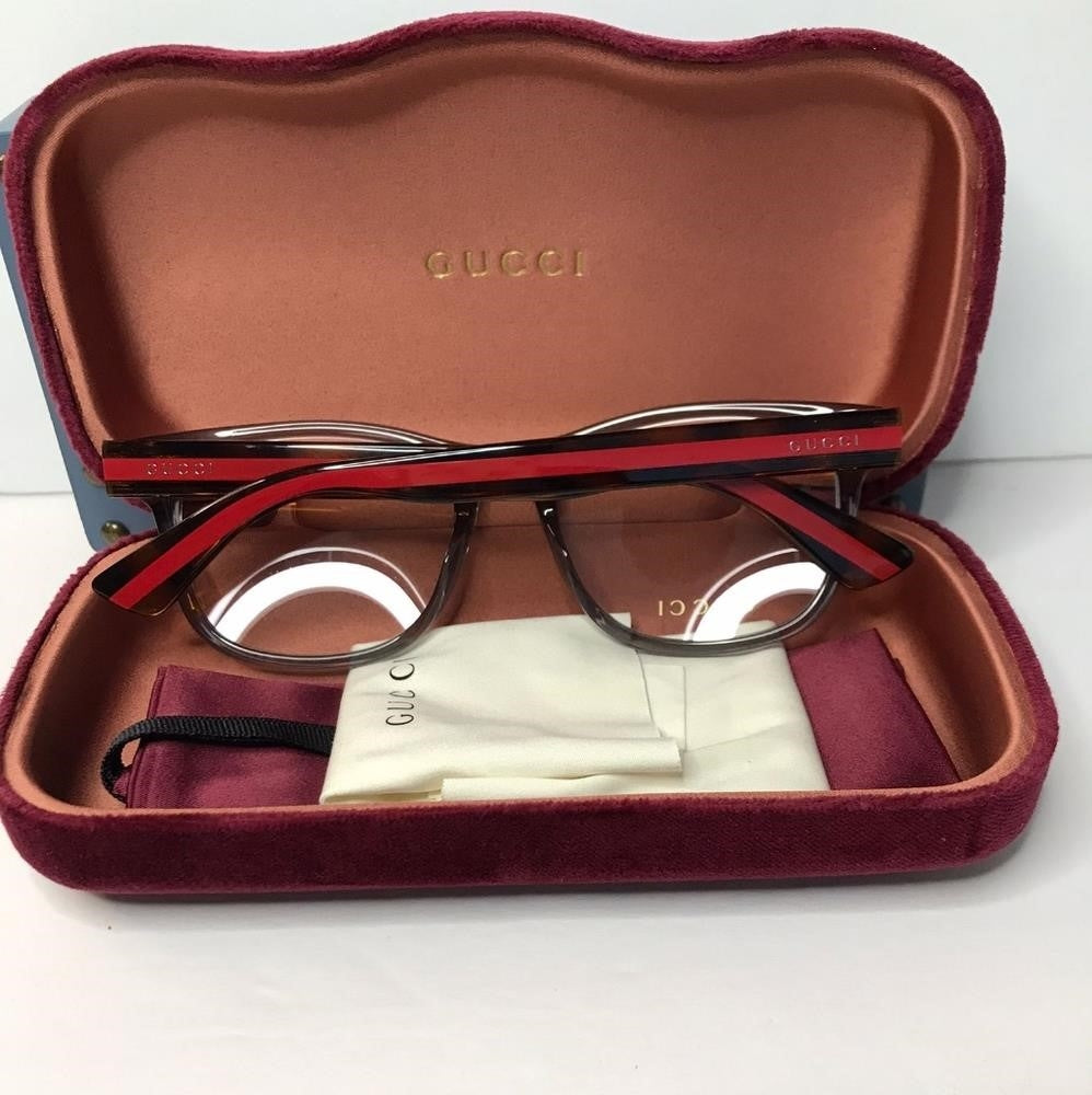 💯 Original Gucci's GG0004ON  soft lines across  frames acetate front.Iconic web