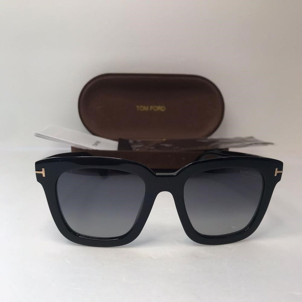 💯 Original TOM FORDSquare Sari TF690 Sunglasses Black