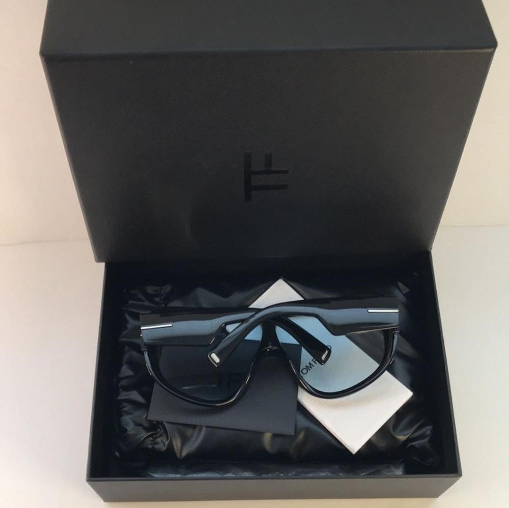 New Authentic TOM FORDTF1093 01V Rellen black/blue photochromic lens