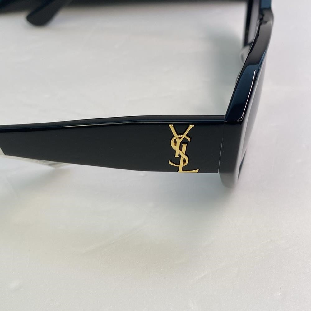 New 💯 Original  SAINT LAURENT  SLM8/F Sunglasses Black