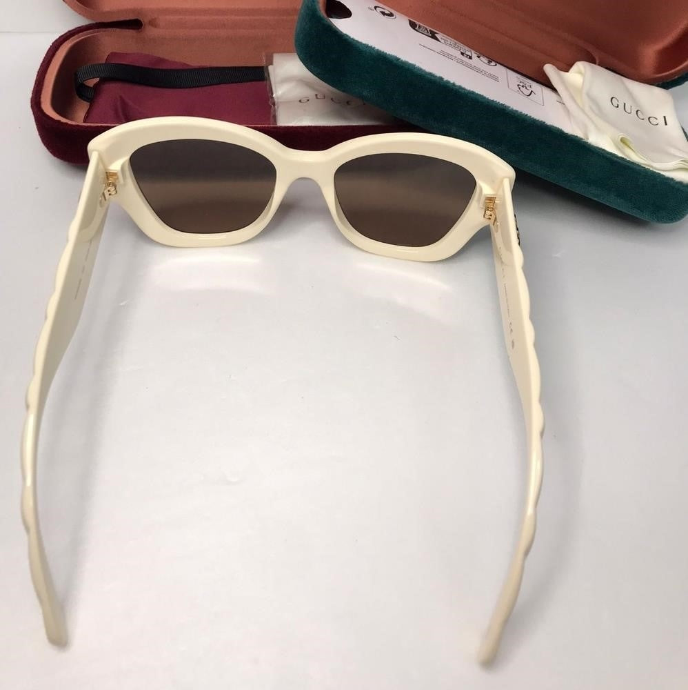 New - 💯 Original  Gucci GG0808S-002 53 Ladies Sunglasses