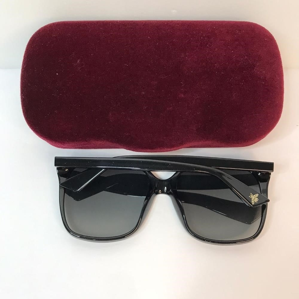 💯 original Gucci Grey Gradient Cat Eye Ladies Sunglasses GG0022S 001